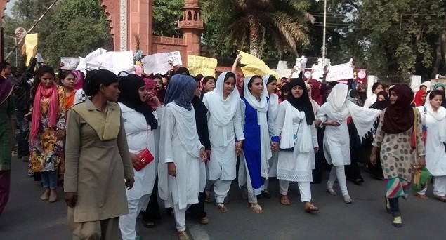 Will walk out of AIPMT but won't give up my Hijab: Fatima